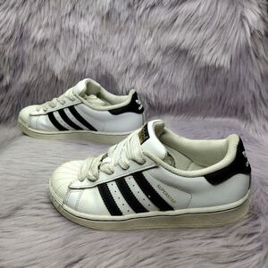 Adidas Superstar Shell Toe Sneakers Youth Kids Size 1 White Black